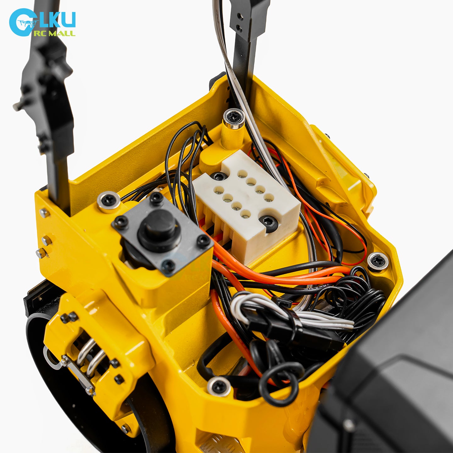 BOMAG 120AD RC 1/14 Metal Desktop Miniature Dual Drive Dual Vibration Small Road Roller Model Toy