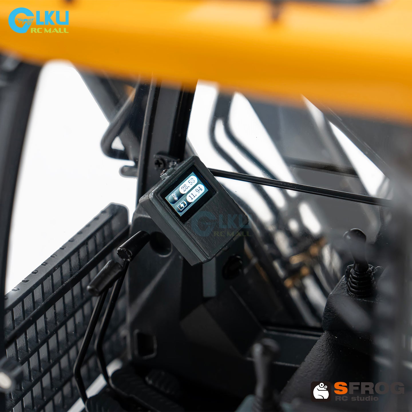 1/14 Sfrog model metal remote control E400 excavator model equipped with three pump system curved linear reversing valve