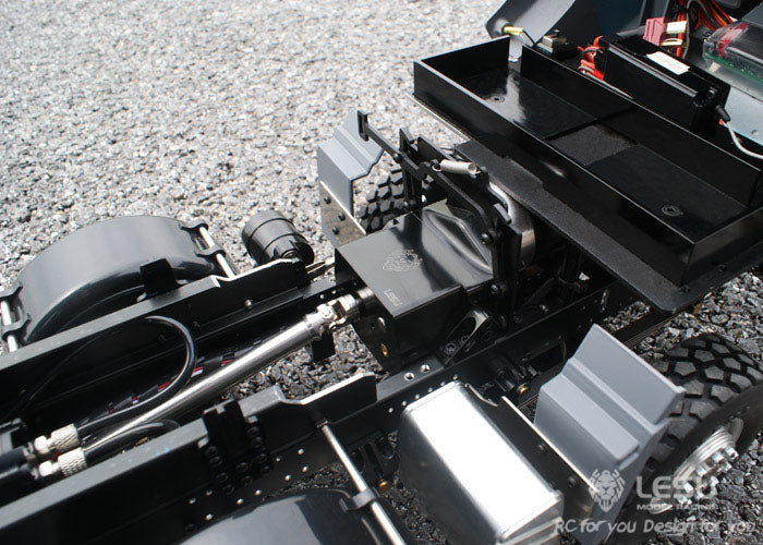 LESU 1/14 Tamiya MAN 8X8 full drive with differential lock bridge central differential hydraulic dump truck model
