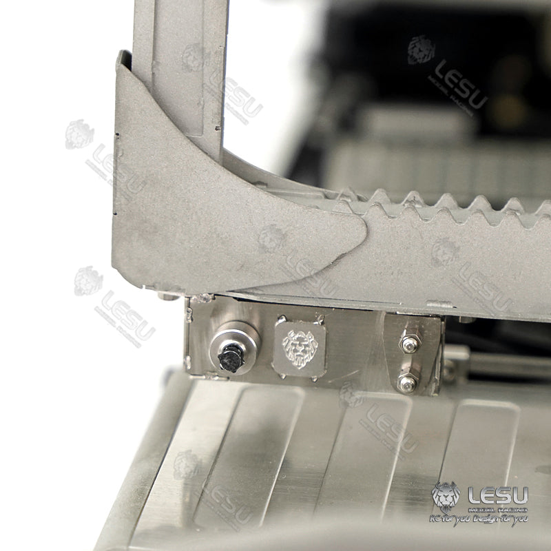 LESU 1/14 Tamiya Volvo FH16 truck model toy truck flatbed wood loaded tree cargo compartment with LED lights and winch