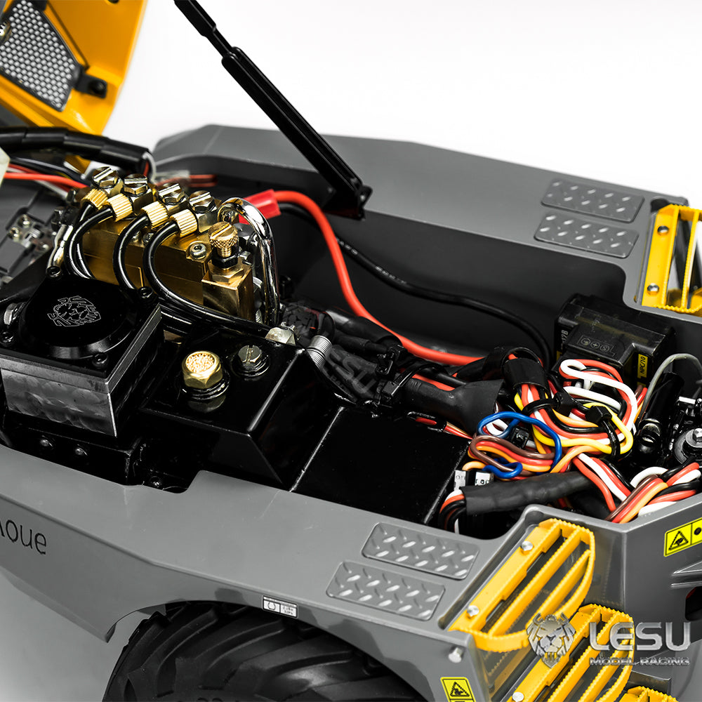 LESU 1/14 AOUE-MCL8 Articulated Wheel Loader Compatible with Bobcat Attachments