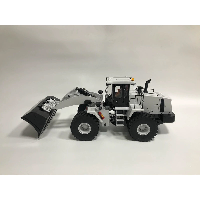 XD Model D2 Full Metal Hydraulic Loader White Version Model Forklift RC LOADER