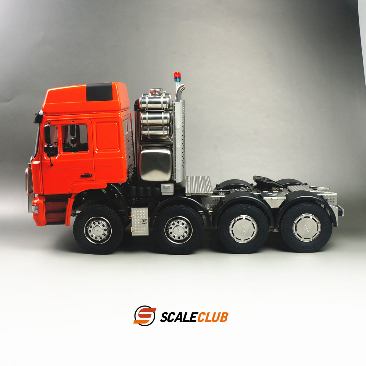 scaleclub 1/14 MAN F2000 8x6 chassis with short axle heavy trailer and chassis equipment rack