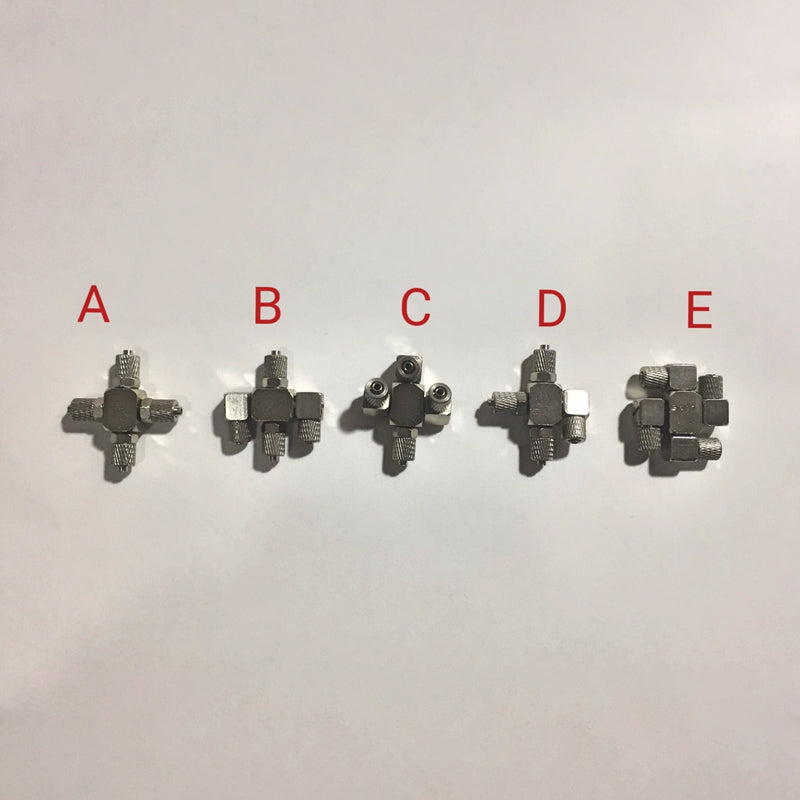 XDRC remote control hydraulic excavator model with four-way nozzle connector