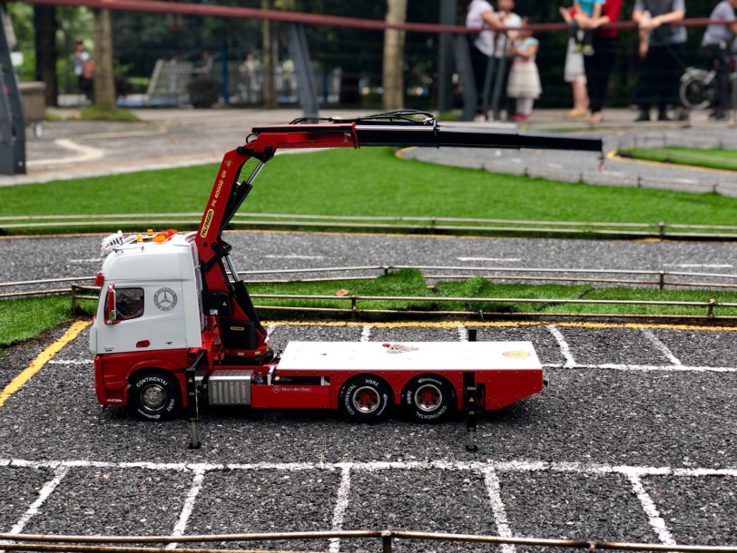 JX Model PK40002EH Truck-Mounted Crane for Tamiya 1/14 RC Hydraulic Construction Machinery Towing Truck Model Upgrade Parts