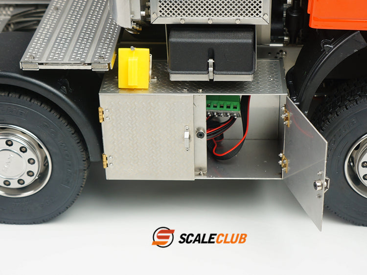 scaleclub 1/14 MAN F2000 8x8 all-metal heavy-duty trailer with metal door and equipment rack
