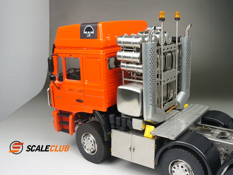 scaleclub 1/14 MAN F2000 8x8 all-metal heavy-duty trailer with metal door and equipment rack
