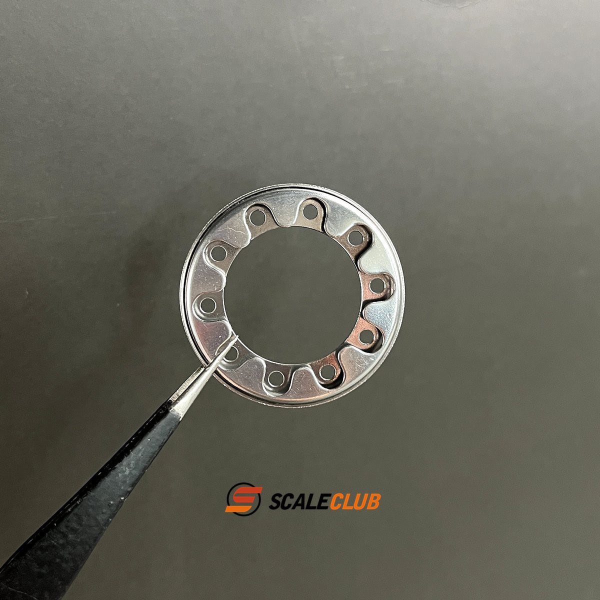 Scaleclub 1/14 tractor truck dump truck power shaft head hub guard ring cover plum blossom style