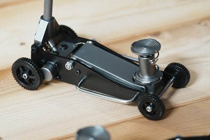 JDMODELJDM-202 Horizontal Off-Road Jack Model Climbing Car Jack 1:10 Jack