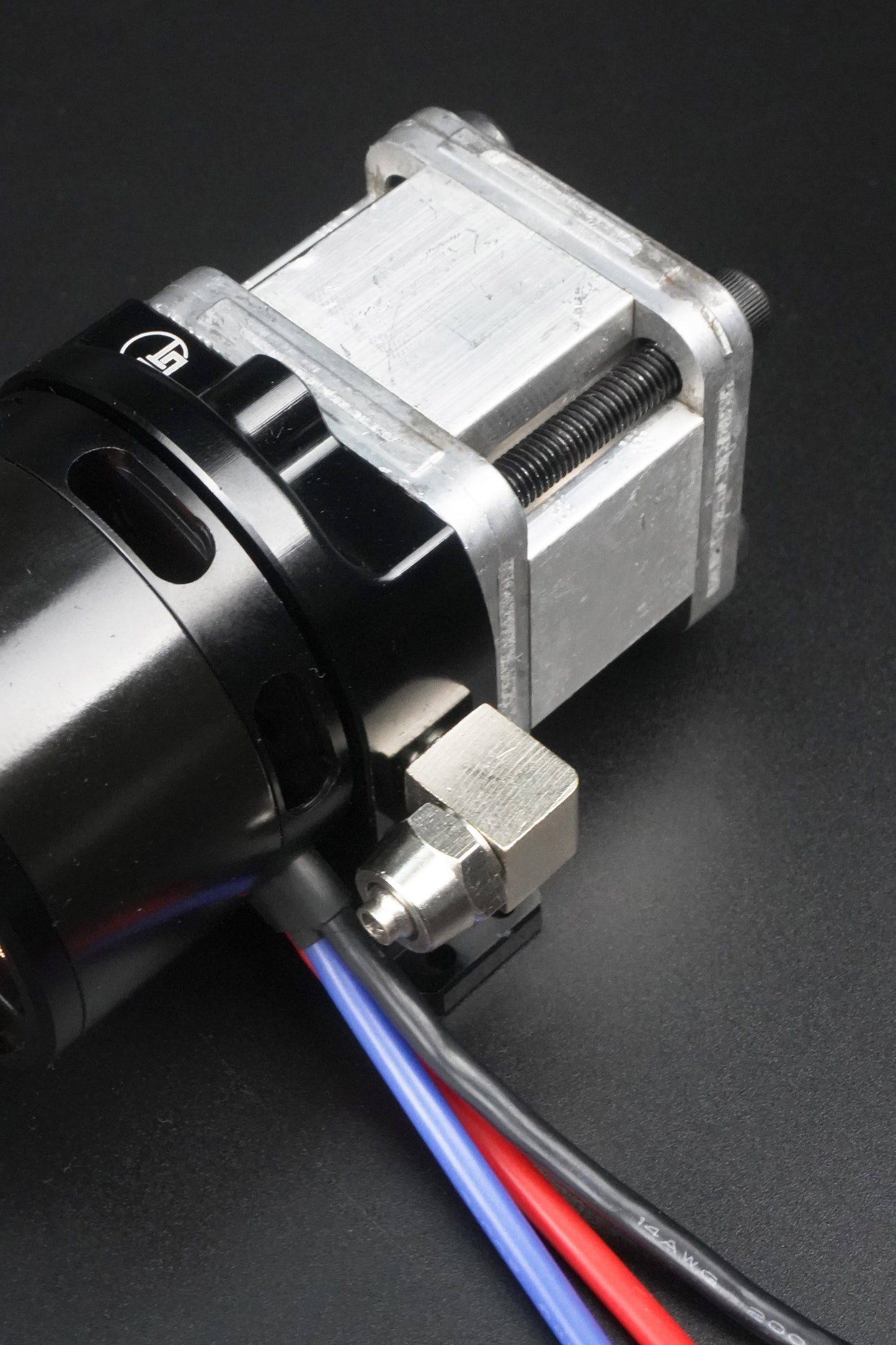 CUT Italian 4020 oil pump model hydraulic pump oil pump comes with pressure regulator and pressure gauge