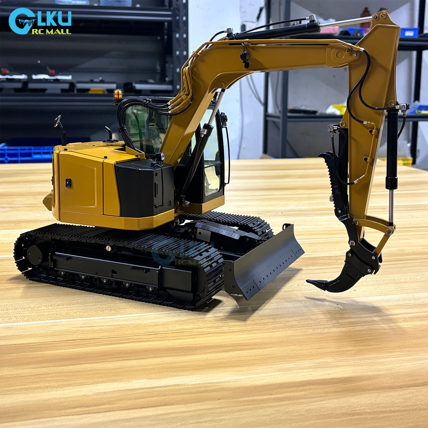 BMG 1/14 Metal Hydraulic Mini Remote Control Model CAT-308 RTR Thumb Clip Excavator