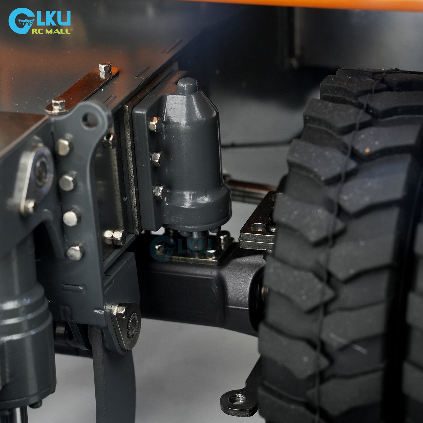 CUT 1/14 RC Hydraulic Wheeled Excavator LR914 8-ways Valve RTR Metal Remote Control 4*4 Digger Model Axle Lock Flysky PL18EV Lite