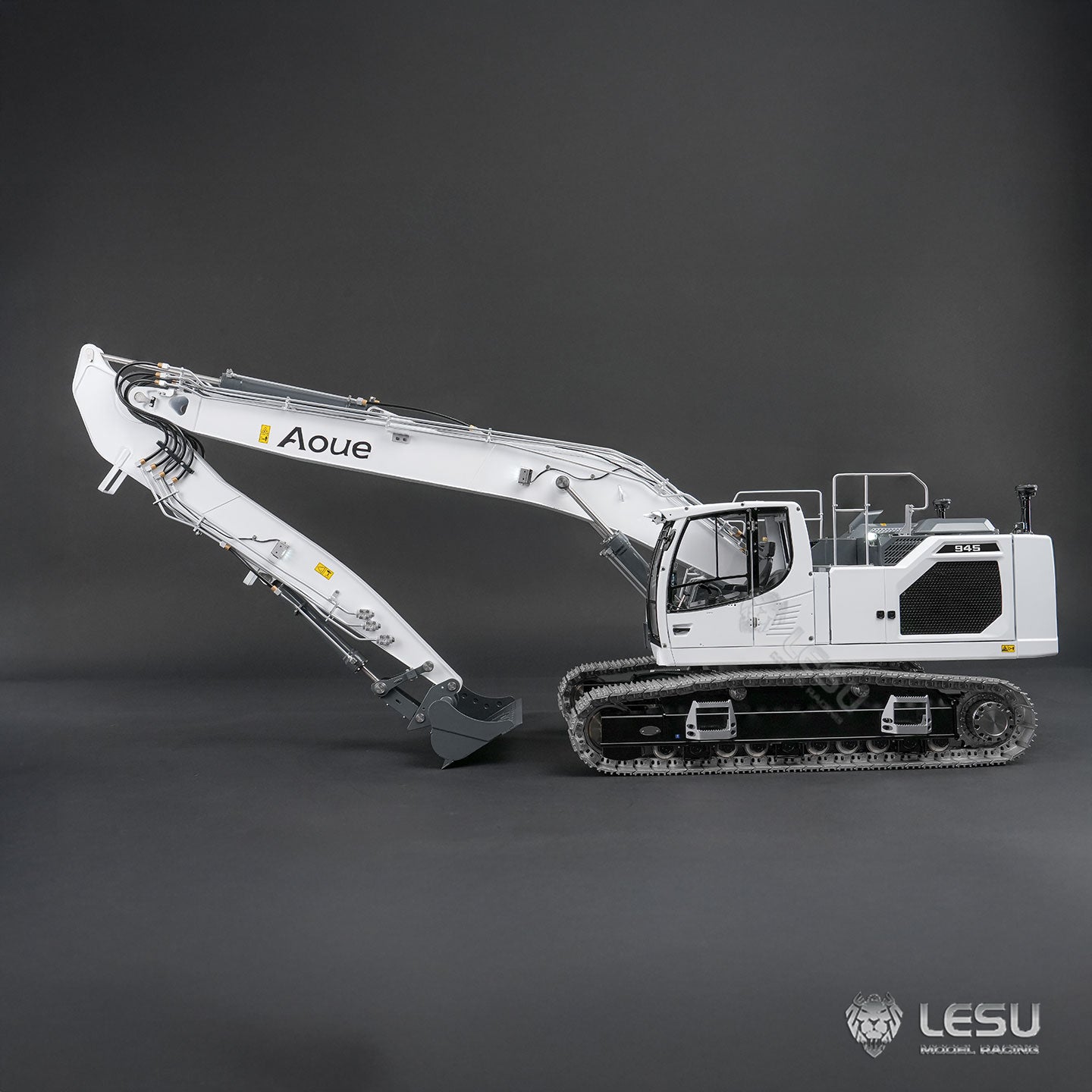 1/14 scale engineering remote-controlled hydraulic model CNC 7-way directional valve Aoue-945 long boom excavator BA-B0034