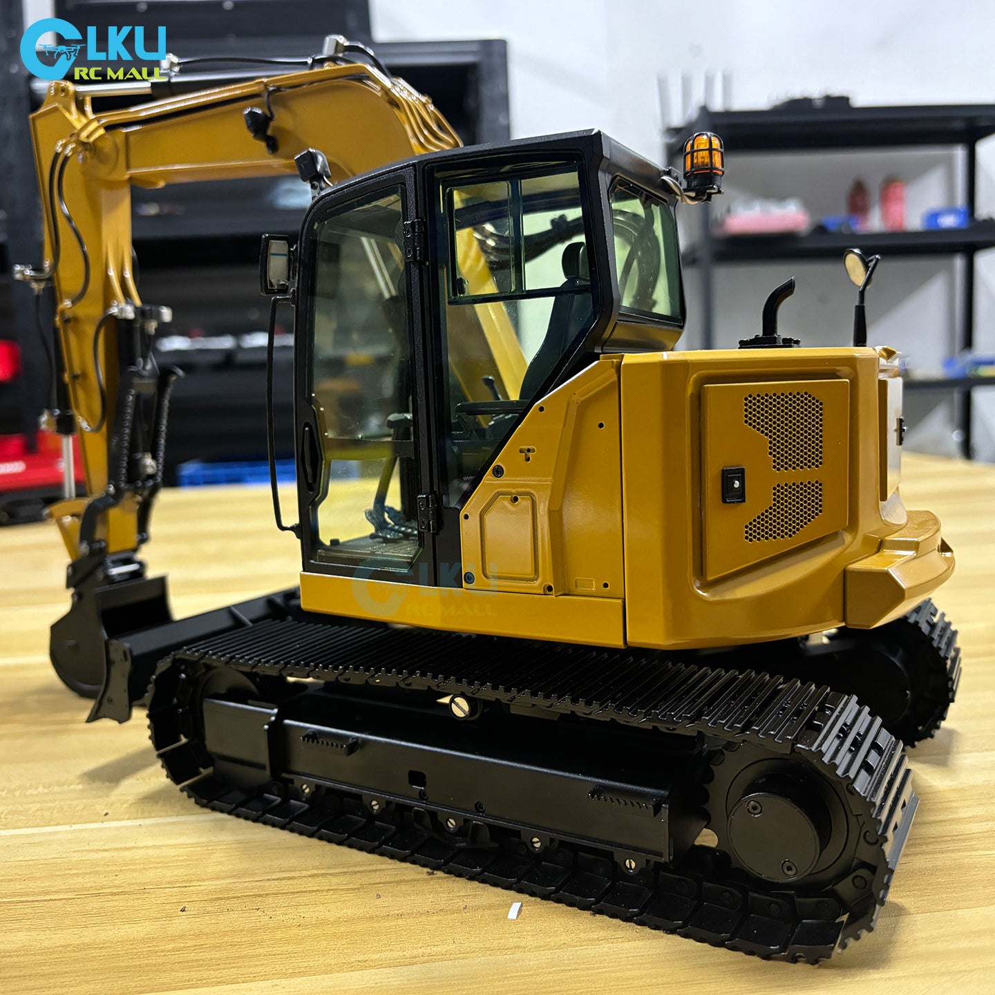 BMG 1/14 Metal Hydraulic Mini Remote Control Model CAT-308 RTR Thumb Clip Excavator