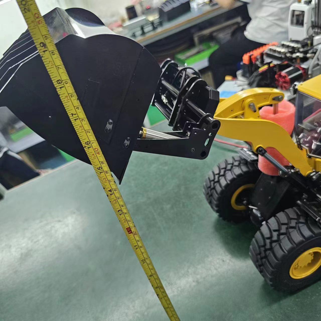 MTRC Hydraulic front dump bucket for loader models