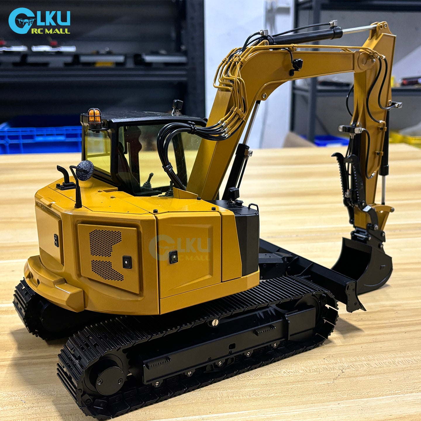 BMG 1/14 Metal Hydraulic Mini Remote Control Model CAT-308 RTR Thumb Clip Excavator