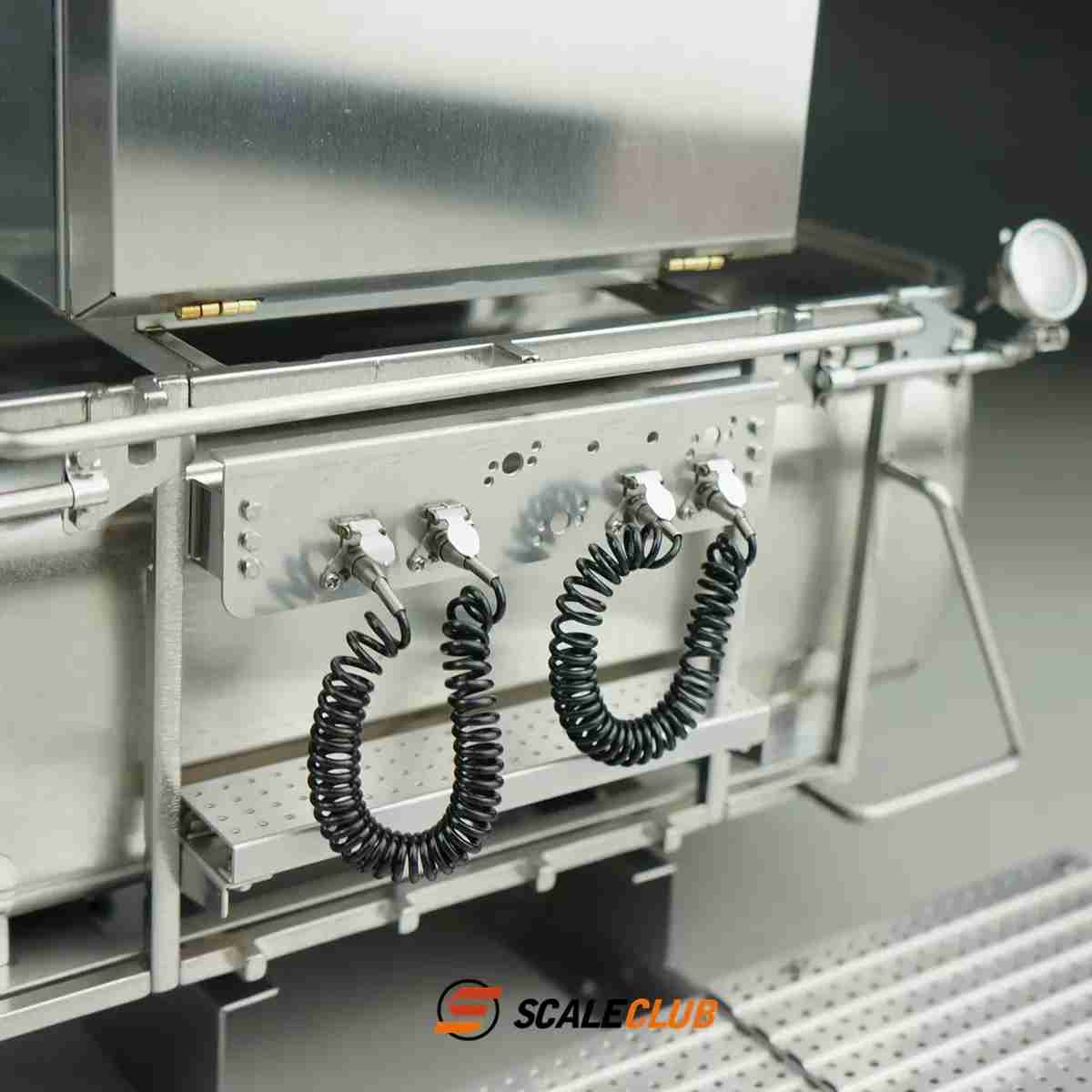 SCALECLUB Tamiya trailer truck heavy trailer equipment rack tool box spare fuel tank MAN Scania benz