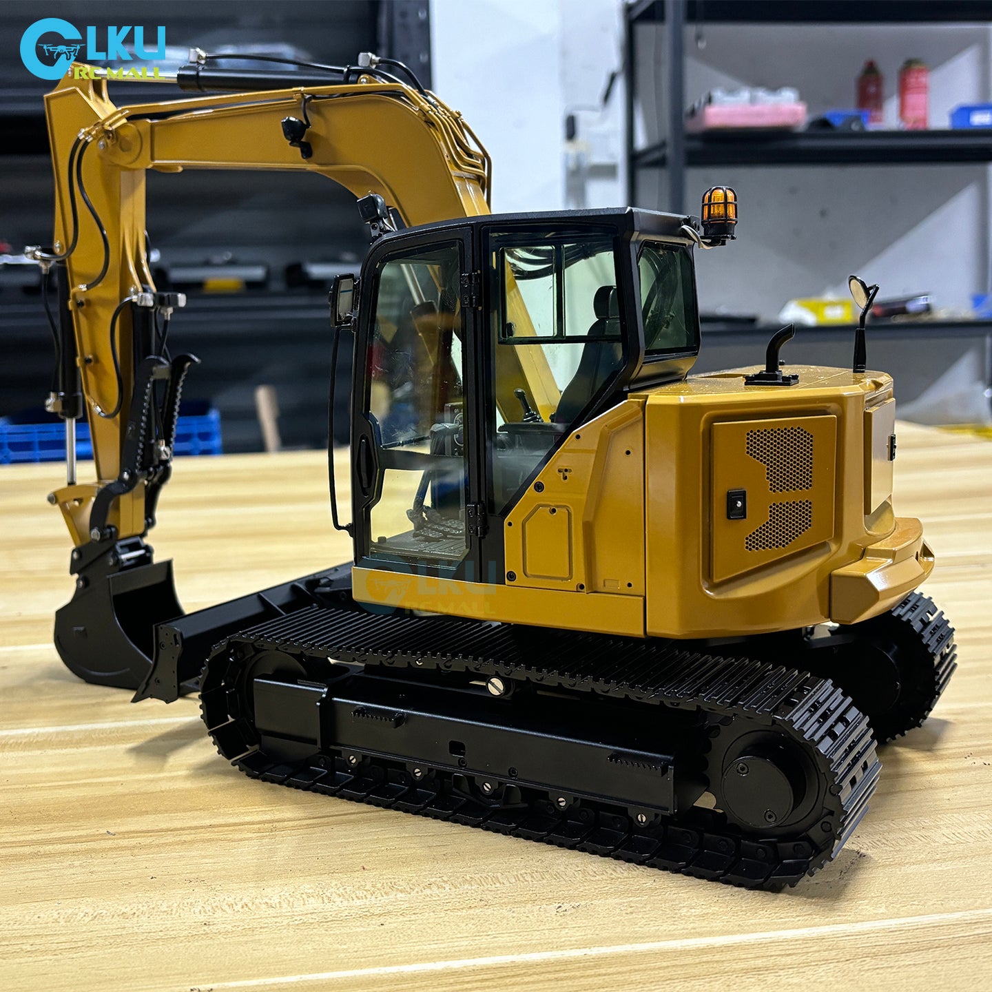 BMG 1/14 Metal Hydraulic Mini Remote Control Model CAT-308 RTR Thumb Clip Excavator