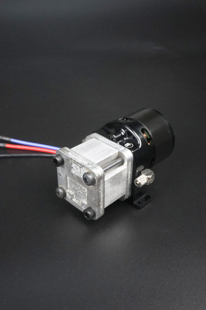 CUT Italian 4020 oil pump model hydraulic pump oil pump comes with pressure regulator and pressure gauge